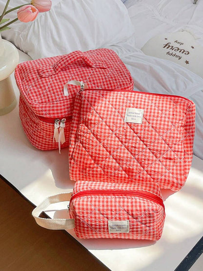Quilted Gingham Travel Toiletry Organizer